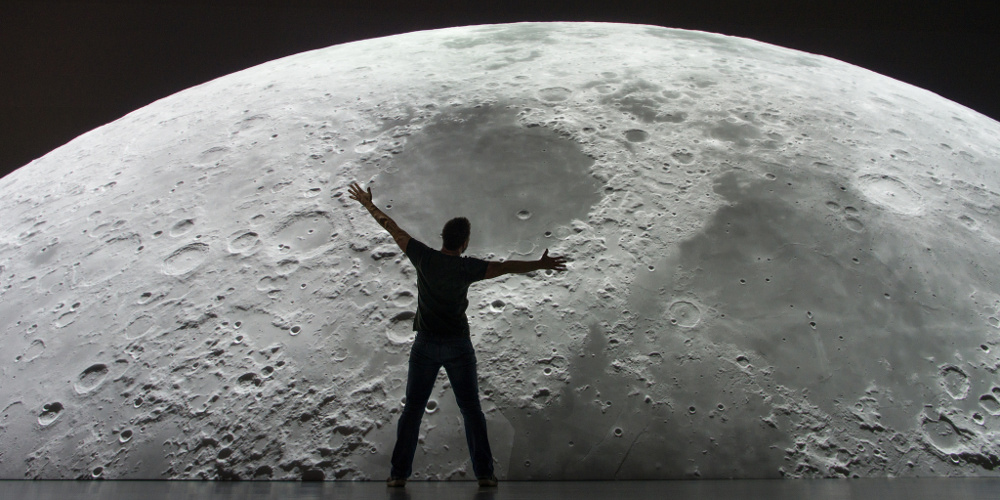 Wie groß ist der Mond?